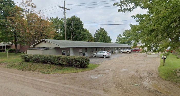 R.K. Cabins - 2019 Street View (newer photo)